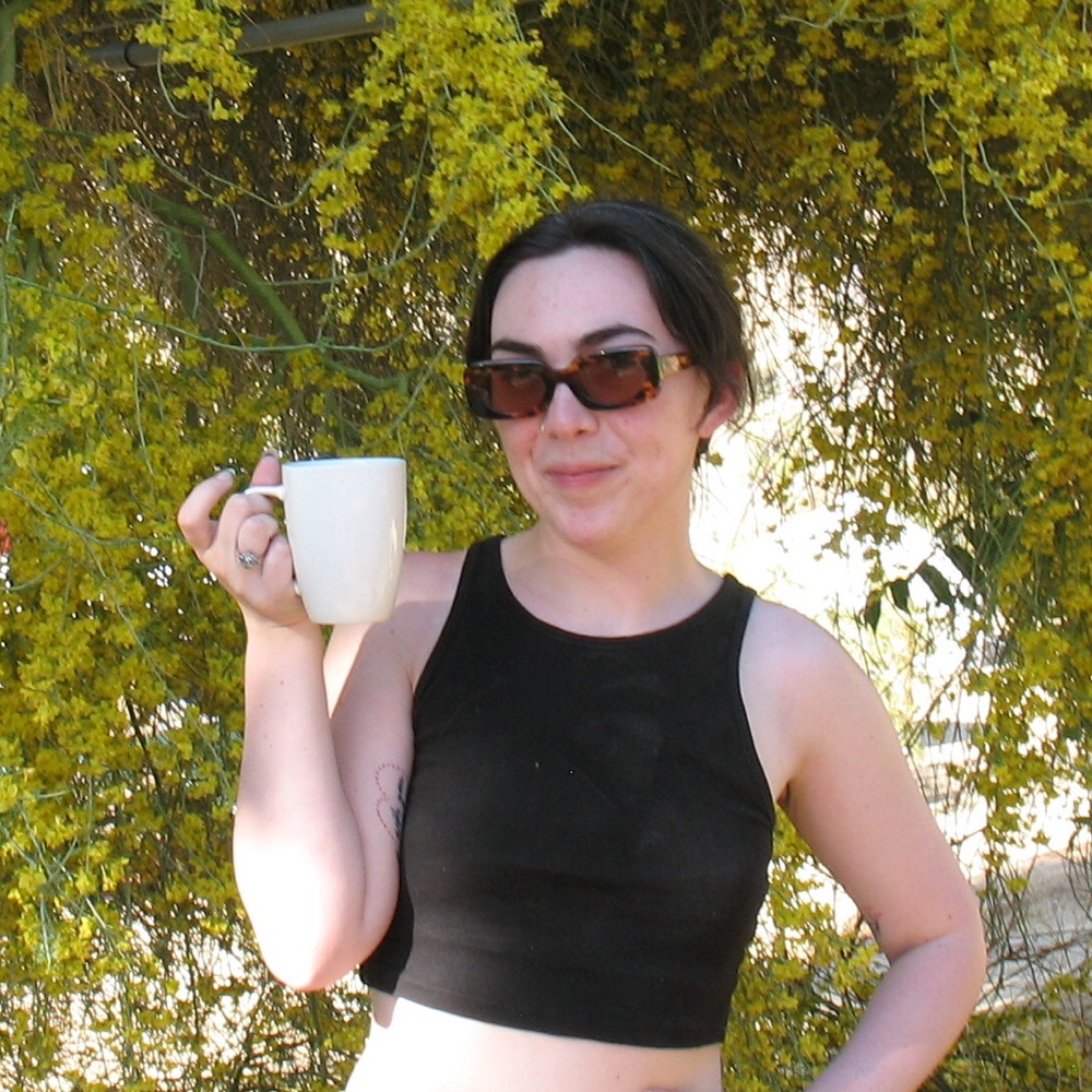 Meet your Posher, Claudia